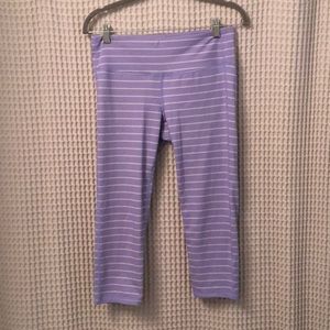 Athleta crop leggings - size medium